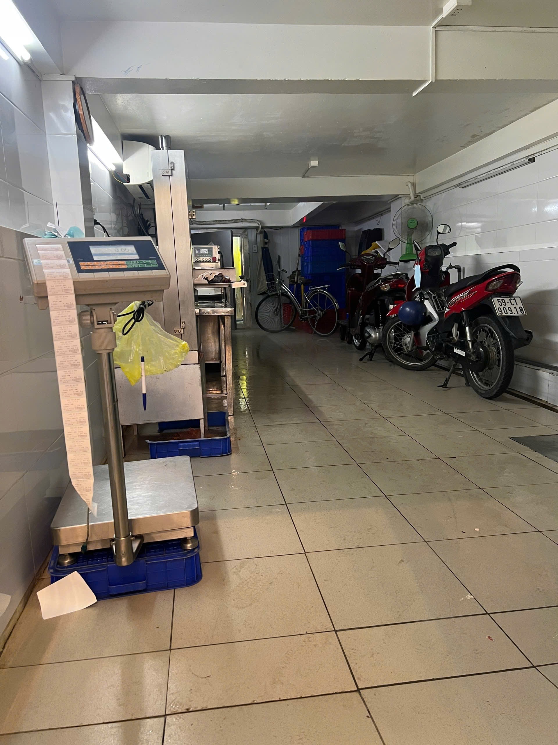 QUẬN 8 - MẶT TIỀN KINH DOANH ĐỈNH - DÒNG TIỀN 40 TRIỆU - 71M2 - 5 TẦNG BTCT - NHÀ SẠCH ĐẸP - NỞ HẬU - CHỈ 17 TỶ TL.