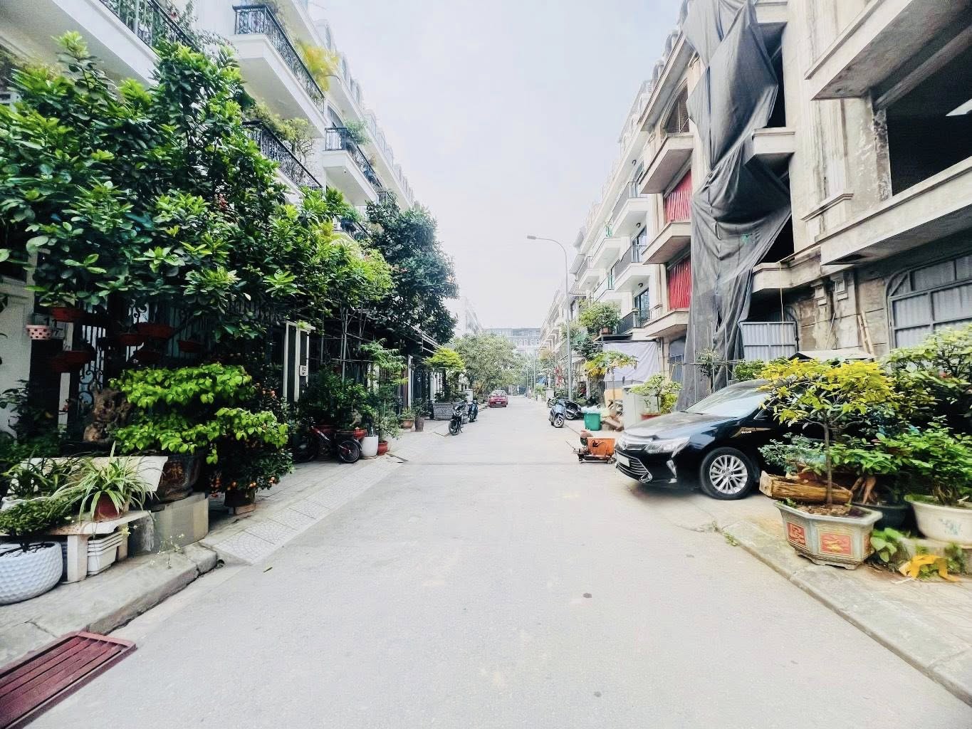 Bán nhà Phố Võ Thị Sáu, Hai Bà Trưng, ngõ ô tô, 105m2, gần Công viên Tuổi Trẻ, gần hồ Võ Thị Sáu, ở yên tĩnh, xây CCMN, làm VP giá 25.5 tỷ