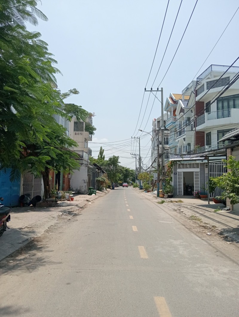 Mặt tiền kinh doanh 133m2 - Gần QL13 & ngã tư Hiệp Bình Phước, Nhà đẹp 3 tầng - hoàn công.