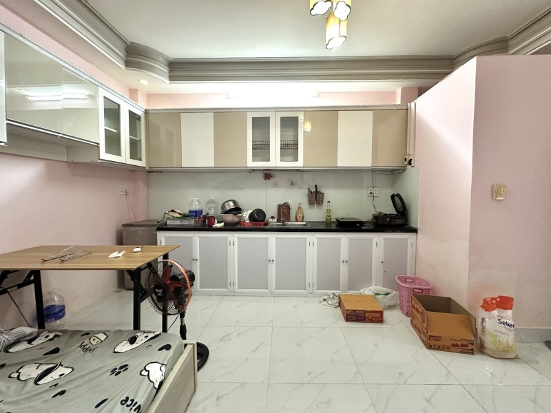 BÁN NHÀ PHÚ NHUẬN HXH 60M2 5 TẦNG NGANG GẦN 6M SÁT MT CHDV 9 PN PHAN ĐĂNG LƯU 9.6 TỶ.