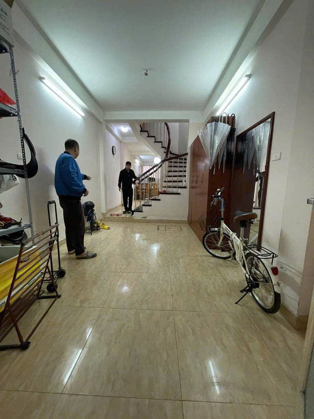 NHÀ NGÕ 12 ĐÀO TẤN, PHÂN LÔ, 2 MẶT NGÕ THOÁNG TRƯỚC SAU. KINH DOANH . DIỆN TÍCH 44M 4 TẦNG.GIÁ 12 TỶ 800