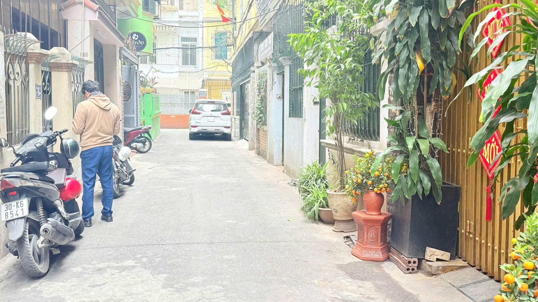 Siêu phẩm Cầu Giấy50m2 6 tầng MT4m-18₫ phân lô ô tô kinh doanh cho thuê văn phòng ở cực đẹp,