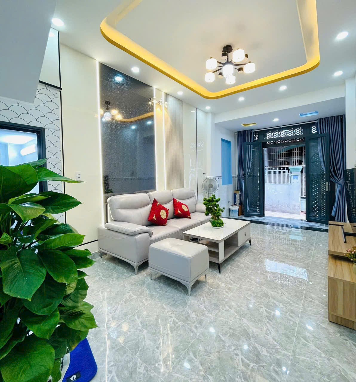 BÁN NHÀ 2 MẶT TIỀN AN TOÀN PCCC - KHÔNG SỢ ĐỘNG ĐẤT - 46M² - 2 TẦNG - GÒ VẤP KHÔNG CÒN CĂN THỨ 2 Giá 4 tỷ nhỉnh , bớt Lộc Diện Tích Ngang 3.5 m dài 13 m