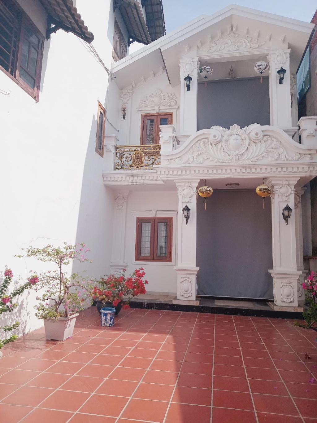 BÁN NHÀ 3 TẦNG ĐẸP HẺM XE HƠI – QUẬN 12 – GIÁ TỐT