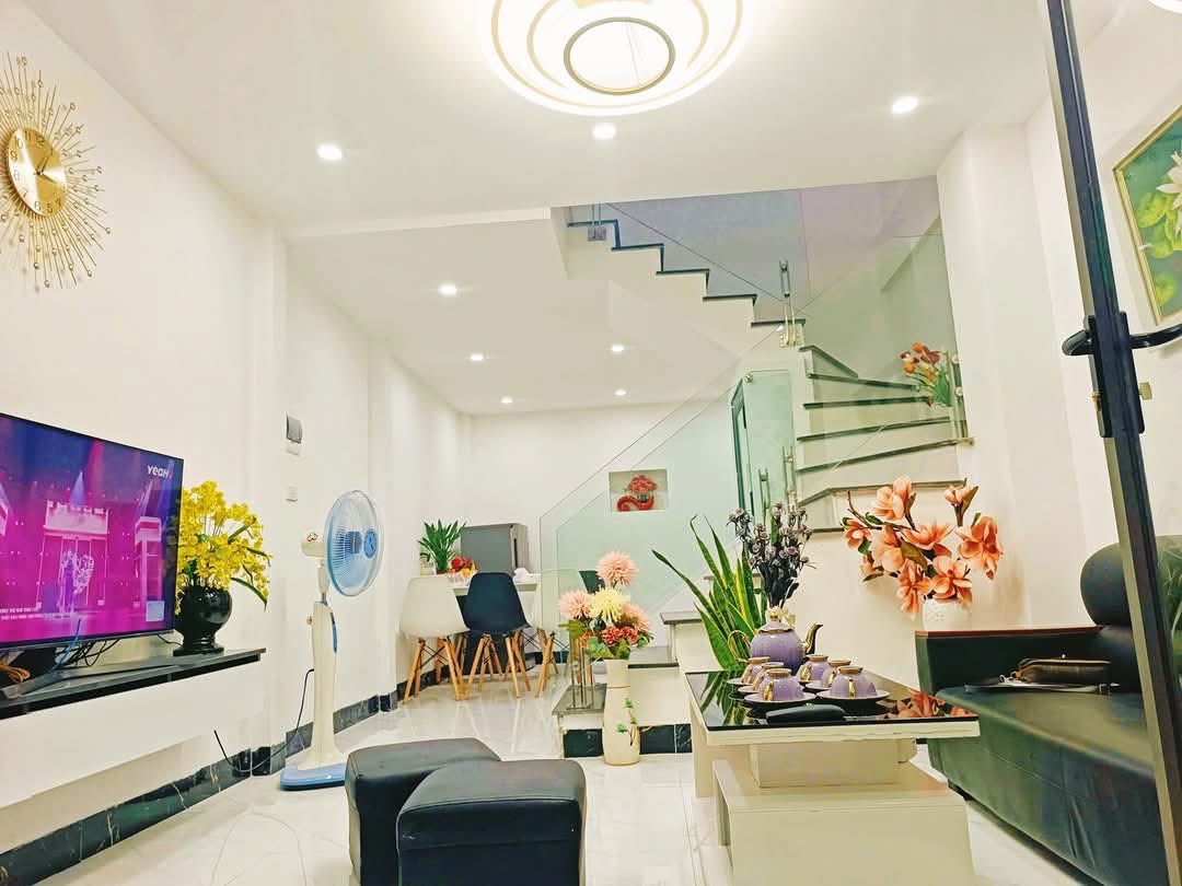 NHÀ ĐẸP PHÂN LÔ - TRUNG TÂM THANH XUÂN - THUẬN TIỆN GIAO THÔNG - BẠT NGÀN TIỆN ÍCH - SỔ ĐỎ VUÔNG ĐÉT