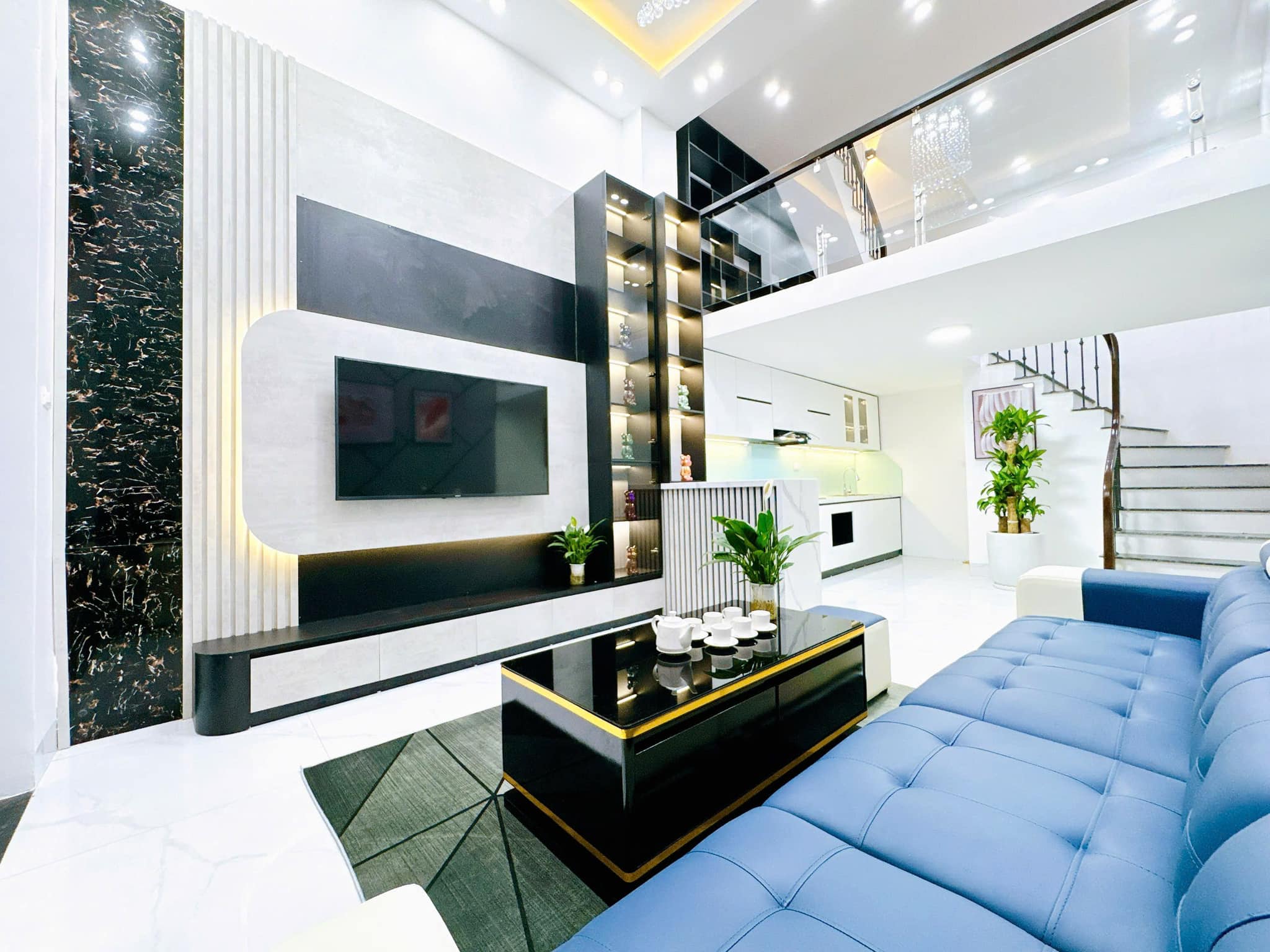 Siêu phẩm ! Khương Đình Thanh Xuân 50m2 5 Tầng ,ngõ nông rộng , ba gác đỗ cửa 7.6 tỷ .