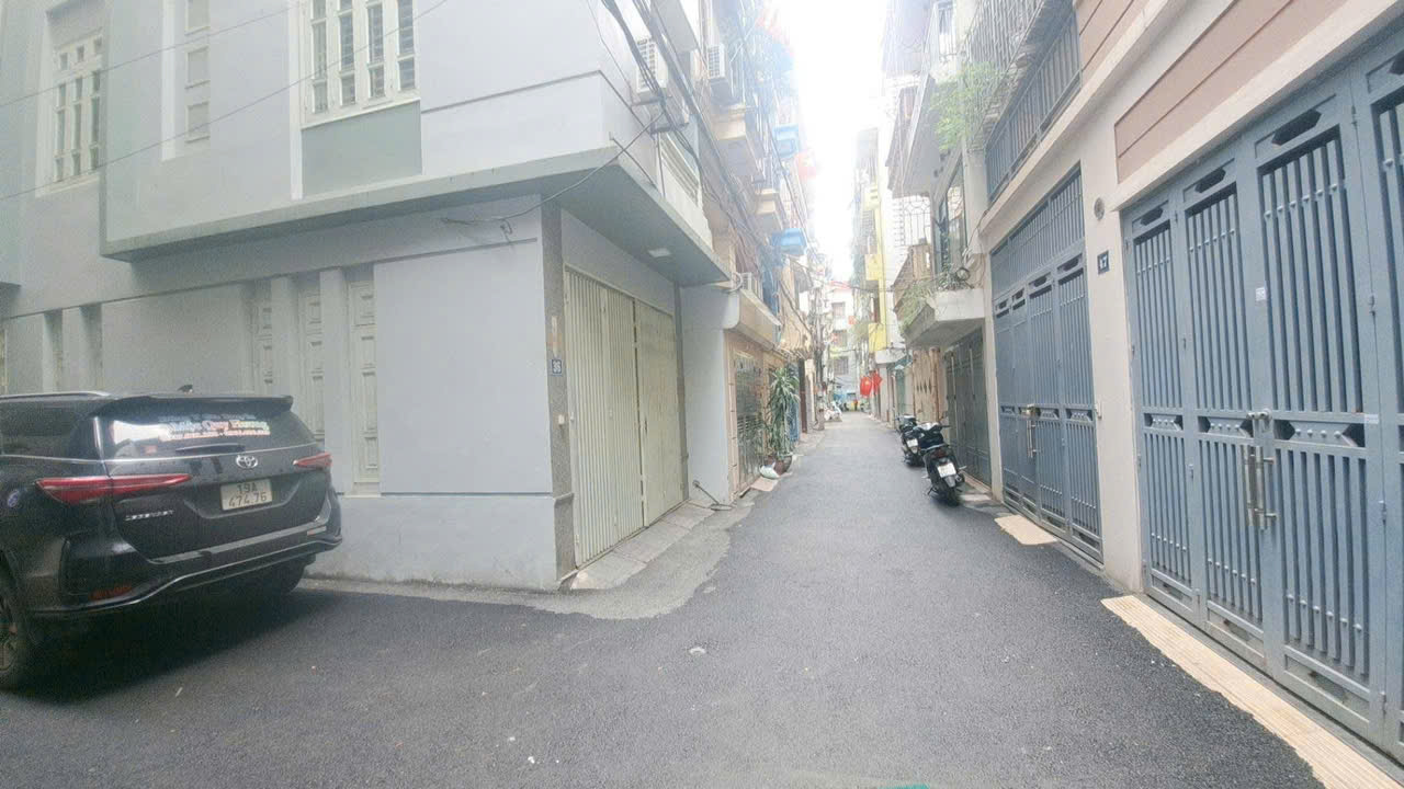 SIÊU HOT – LÔ GÓC NGUYỄN KHÁNH TOÀN – DƯƠNG QUẢNG HÀM, CẦU GIẤY – 48M – 5T – 4M – 19 TỶ 500 - Ô TÔ ĐỖ TRONG NHÀ