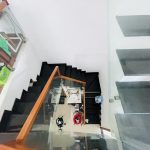  230m2 - 4