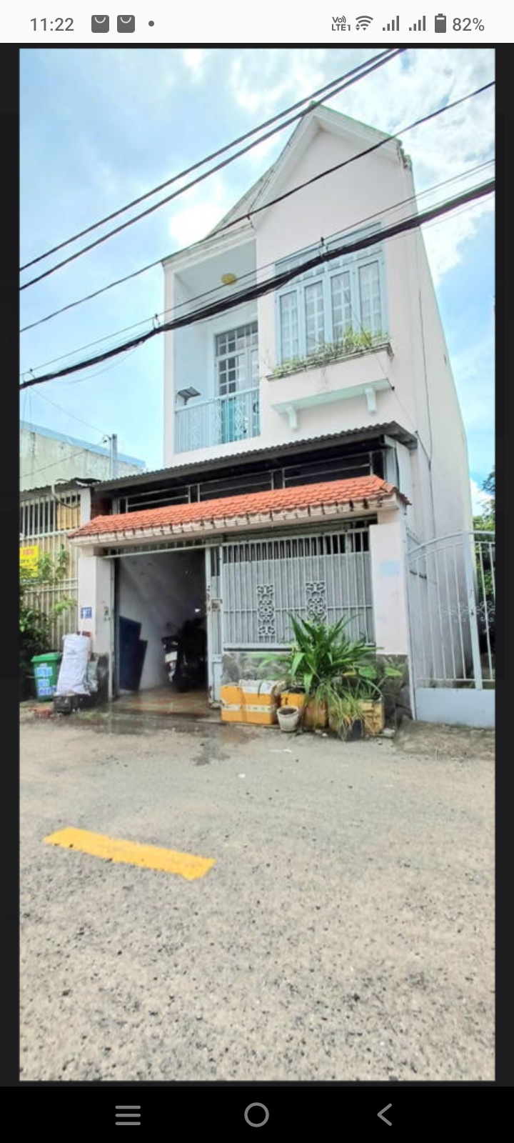 Nhà phố mặt tiền 4,5 m chủ ngộp ngân hàng