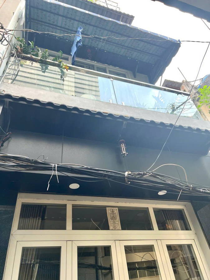 NHà Lê Hồng Phong 44m2 T4 3.3m nở hậu 4pn 6.8 tỷ Quận 10 ở cho thuê