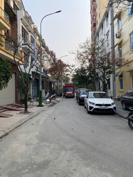 Chủ ngộp, bán gấp Liền kề Quang Trung, vỉa hè, ô tô tránh trước sau, 90m2, chỉ 18 tỷ 500