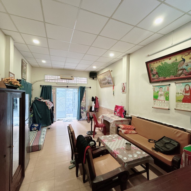 N284- Nhà Bán Quận 3 , Trần Quang Diệu , 60M2 , ngang đẹp 4.3m2 , xây bê tông cốt thép Giá 6 tỷ 350