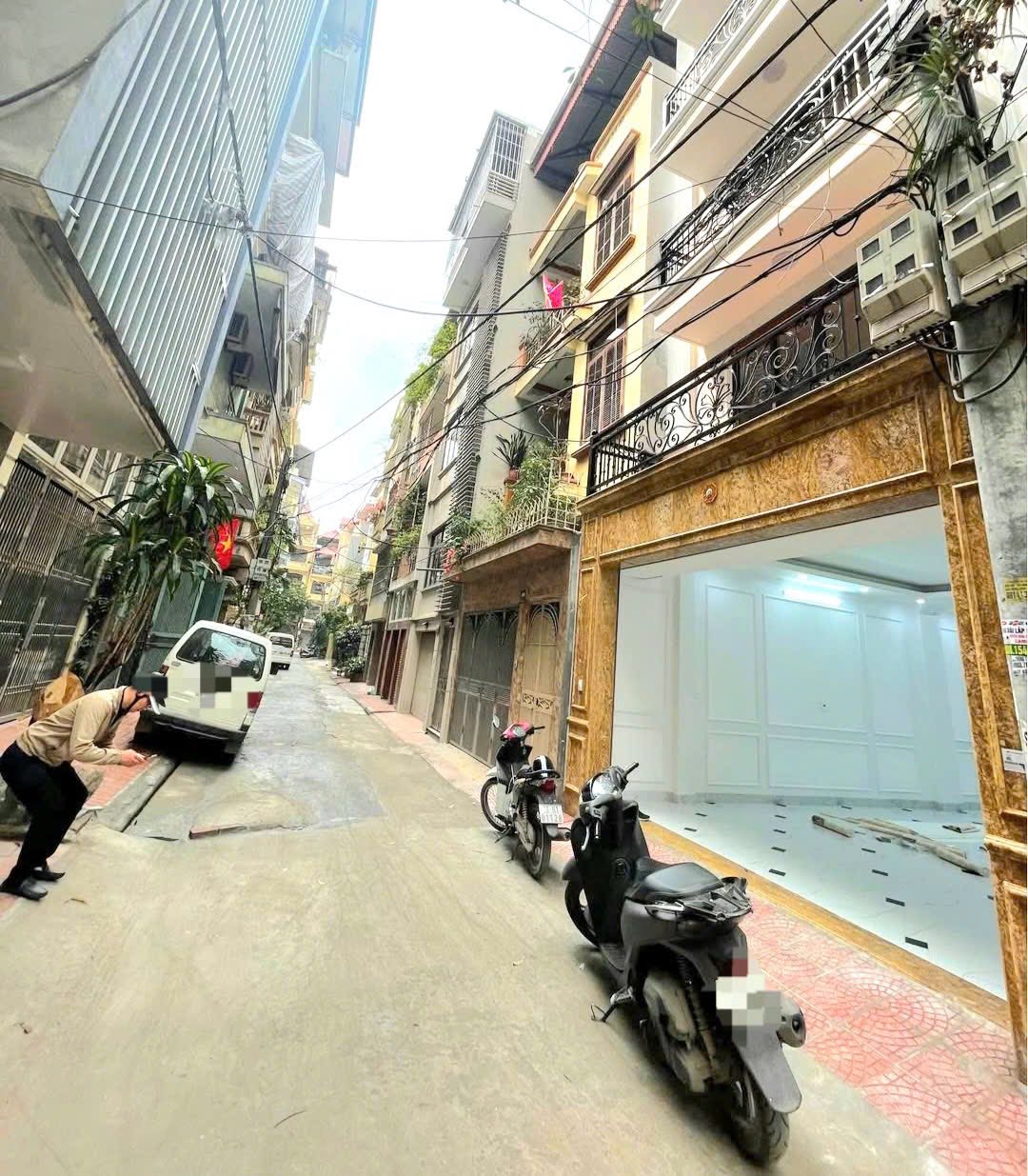 Bán Nhà Nguyễn Văn Cừ, Long Biên, Ngõ Ô Tô Vào Nhà, 47m2, 5T, giá 14,2 tỷ