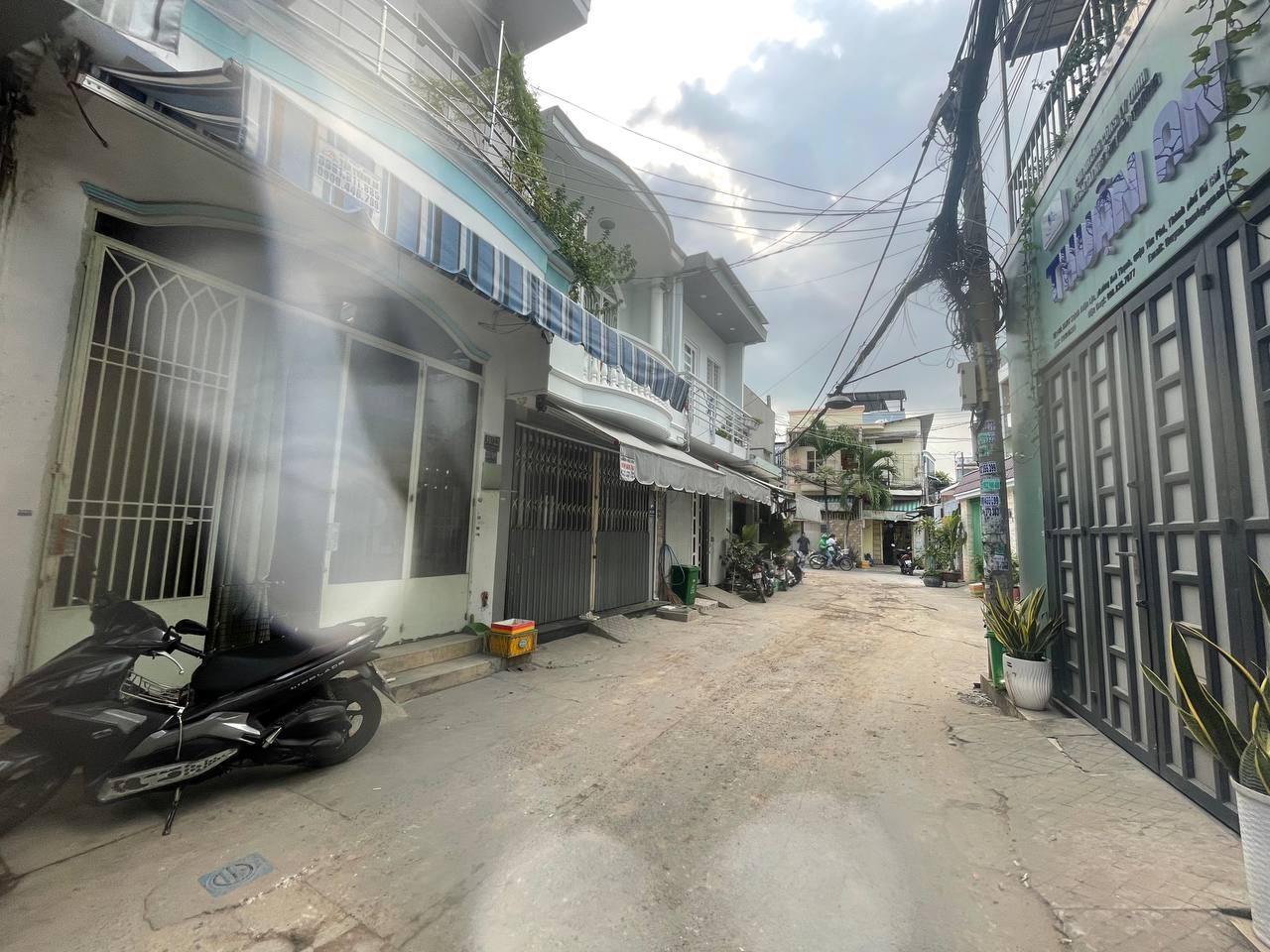 Bán Nhà Hẻm Xe Hơi 5m 104m² Huỳnh Thiện Lộc Tân Phú Chỉ 75 Triệu/M²