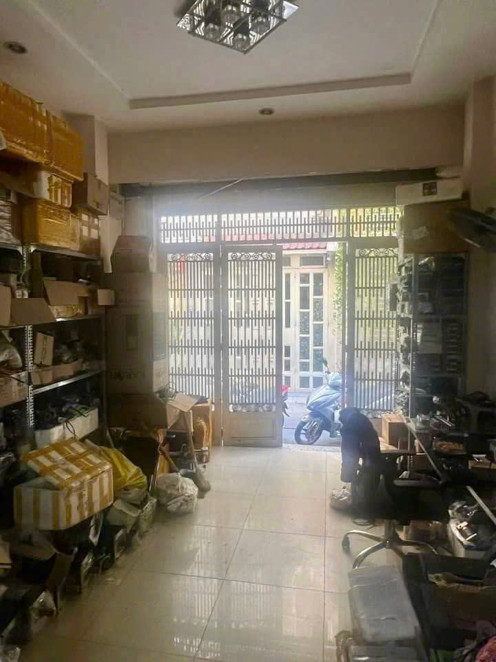 Bán nhà quận 10, đường Lê Hồng Phong, hẻm xe hơi KD, 37m2, 4 tầng, 8.25 tỷ