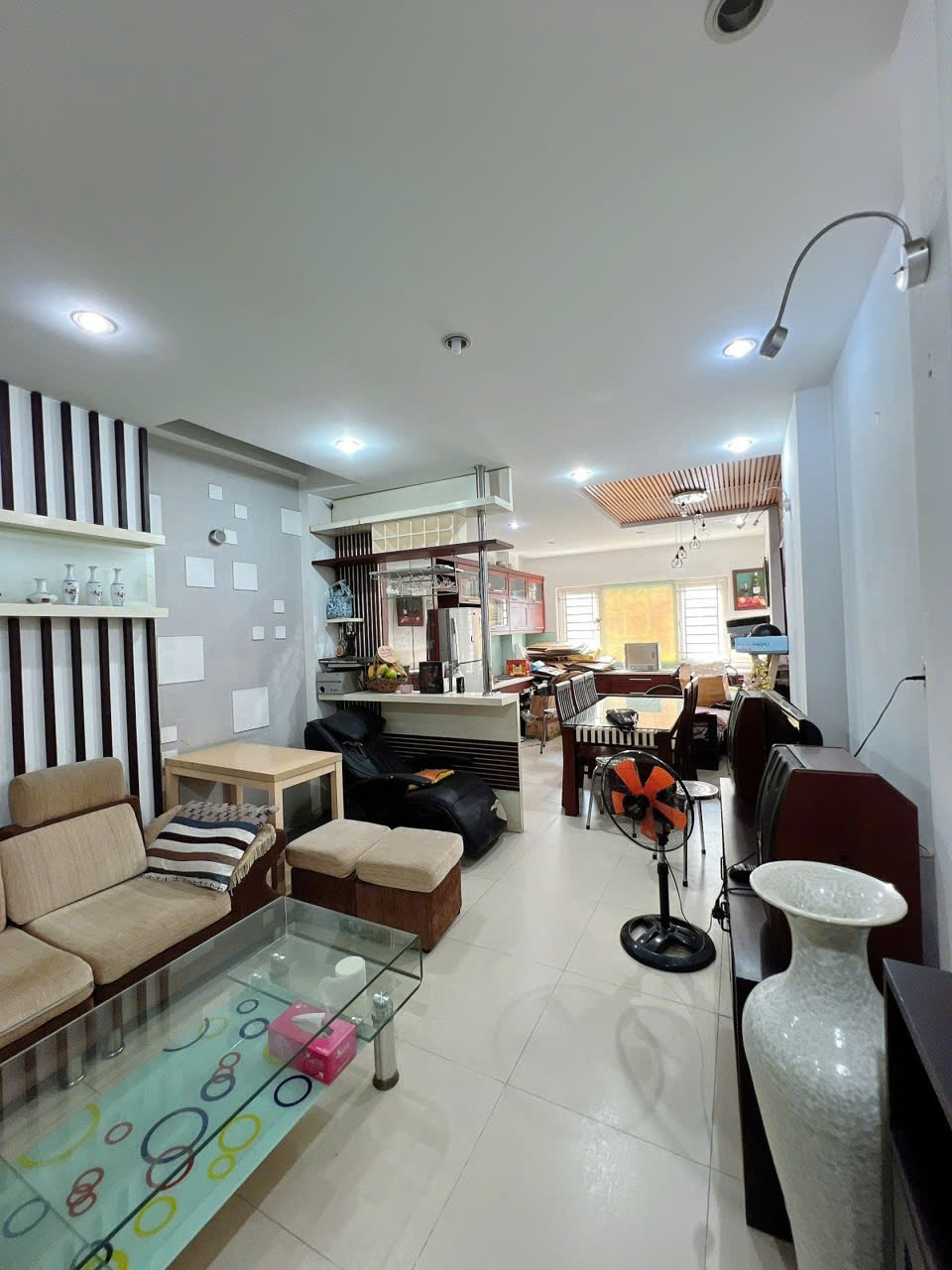 Bán nhà quận 10, Nguyễn Tri Phương, 42m2, 5 tầng, hẻm xe tải, 12.5 tỷ