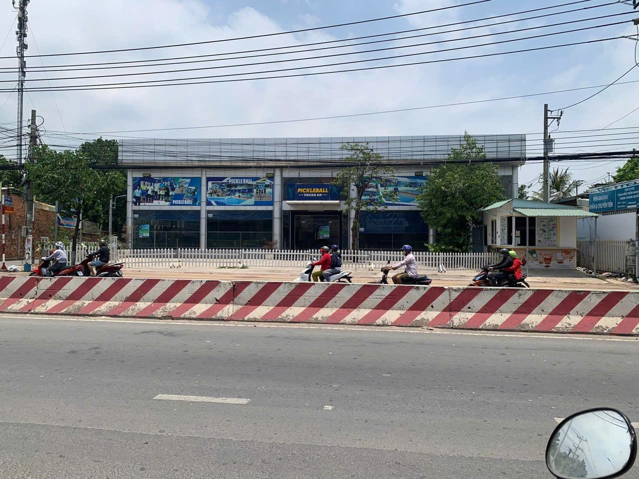 Cho thuê kho xưởng 1.700m2 tại Thuận An Bình Dương – có sân bãi, điện 3 pha, giá tố