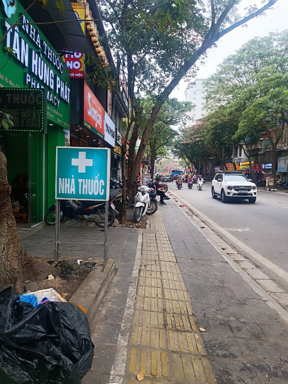 Cho thuê mặt bằng KD Bia, Gym, VP, Studio Phố Tô Hiệu 2 tầng x 250m2, vào được ngay