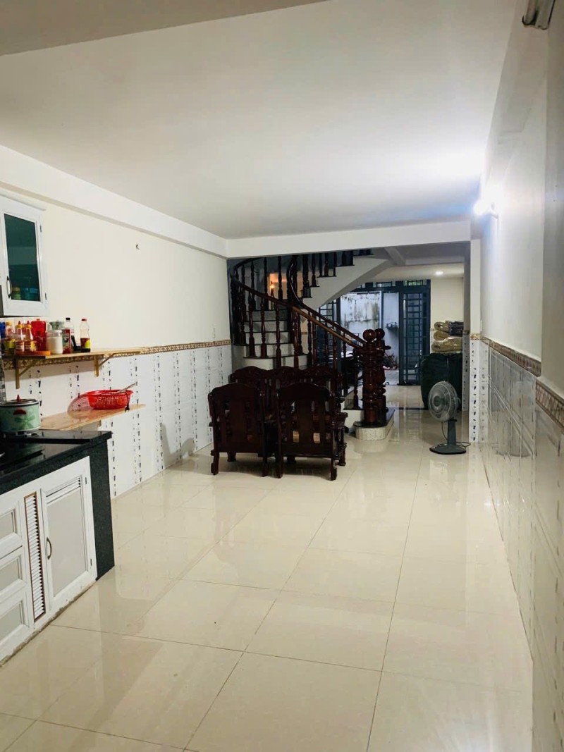 Bán nhà 105m2, 4PN, 4WC, Võ Văn Ngân, Bình Thọ, Thủ Đức - 6.8 tỷ