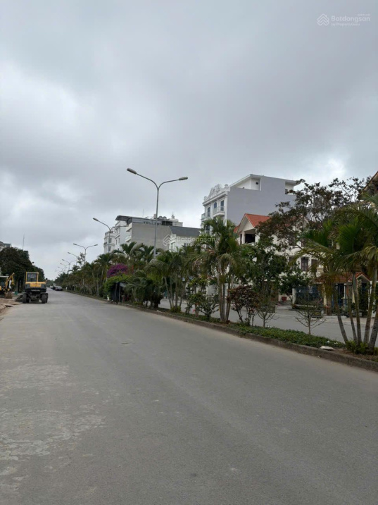 Chính chủ gửi bán lô đất Biệt Thự khu nhà giàu Mặt đường 30m lô 17 Lê Hồng Phong, Hải An, Hải Phòng