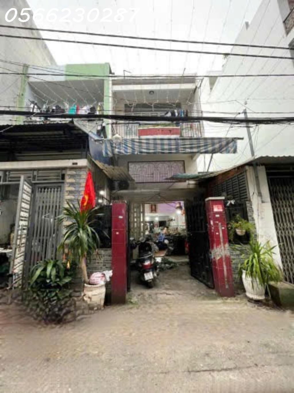 BÁN NHÀ 2 TẦNG HÓC MÔN, 72M2, GIÁ 3.9 TỶ - VỊ TRÍ VÀNG, SỔ ĐỎ CHÍNH CHỦ