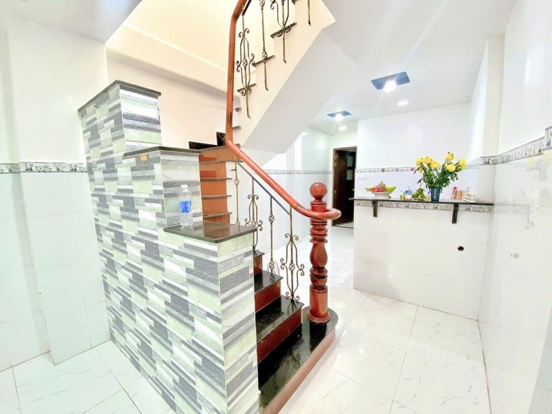 N291 - Nhà Bán P17 , Hẻm 66/ Xô Viết Nghệ Tĩnh , 55m2 , gồm ban công 2 phòng ngủ Giá 4 tỷ 850