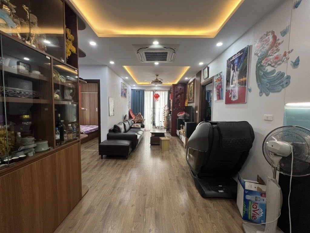 BÁN NHÀ MAI DỊCH LÔ GÓC 2 MẶT THOÁNG – 5 TÁNG MỚI TINH, GẦN Ô TÔ