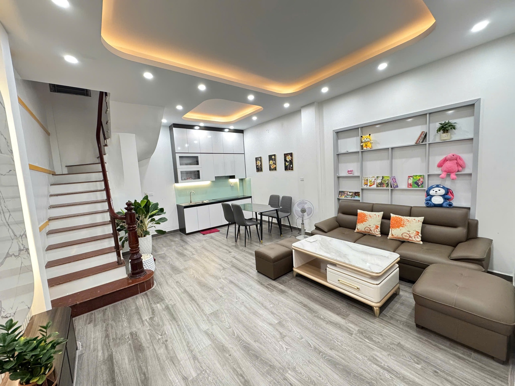 Có 102 ! Khương Trung Thanh Xuân , 45m2 4 Tầng, ngõ thoáng rộng , ba gác đỗ cửa, 7.5 tỷ.
