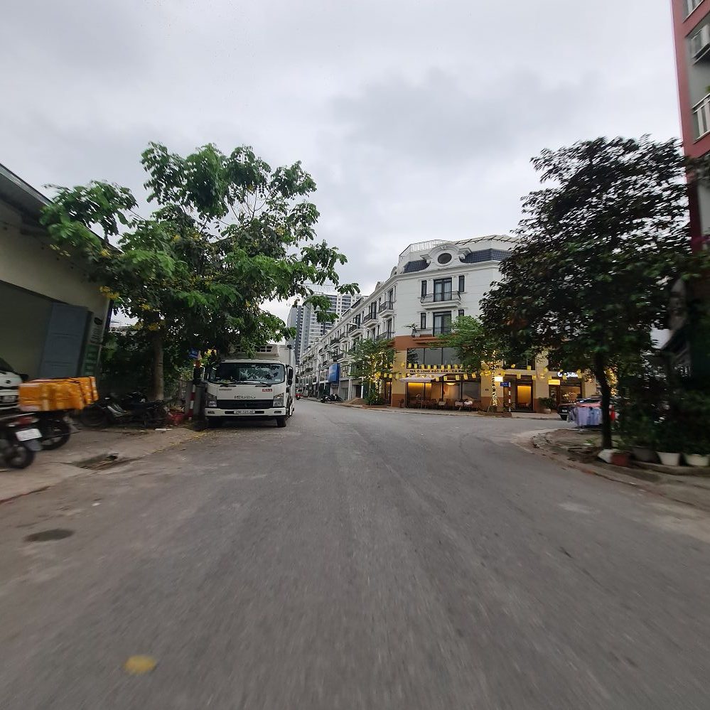 Bao check giá toàn khu vực. 66m2 phố kinh doanh Trâu Quỳ, Gia Lâm. 11 tỷ x. Lh 0989894845