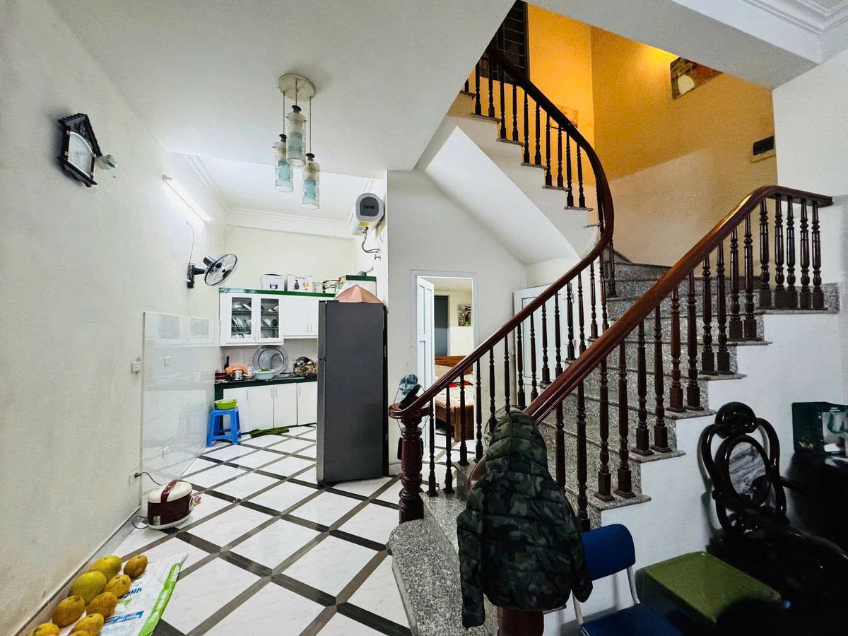 BÁN NHÀ THỤY KHUÊ, TÂY HỒ. 82M2 3 TẦNG MT 6M GIÁ 15 TỶ- NHÀ MẶT NGÕ- GIÁ CHẤP ĐẦU TƯ