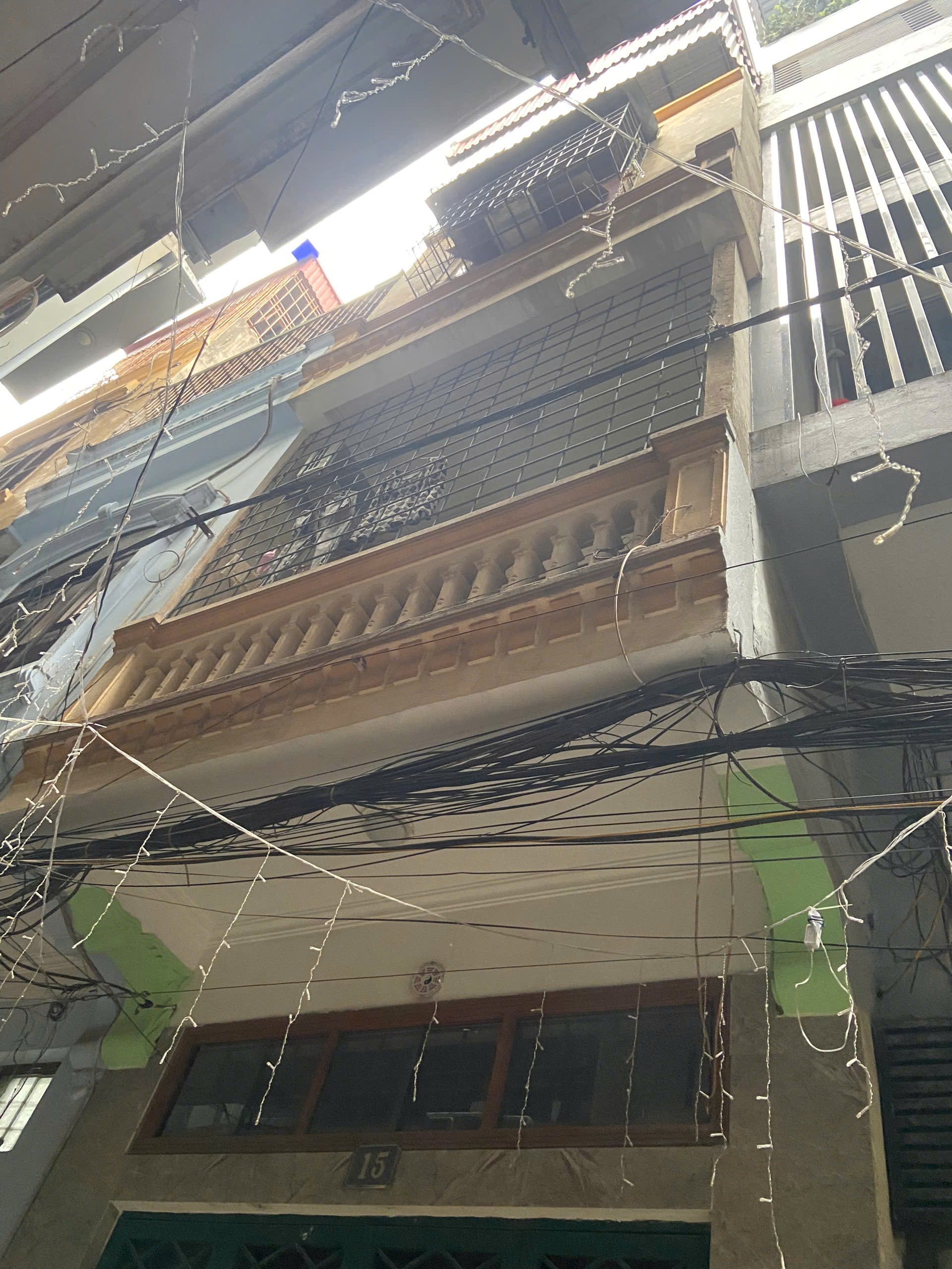 Bán nhà mặt ngõ ô tô qua phố Đội Cấn, Ba Đình, khu vực dân trí cao, 38m, 4 tầng, 8 tỷ.