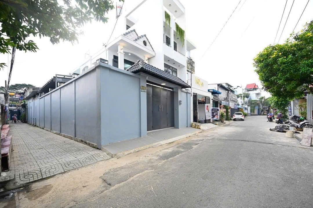 CHỦ BÁO GIẢM GIÁ NHÀ 2 TẦNG (8x25) LÔ GÓC 2MT HIỆP THÀNH 23, Q12