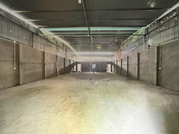 Cho thuê kho xưởng tại Phan Trọng Tuệ, Thanh Trì , Hà Nội. Dt 360m xe container đỗ cửa giá 70k