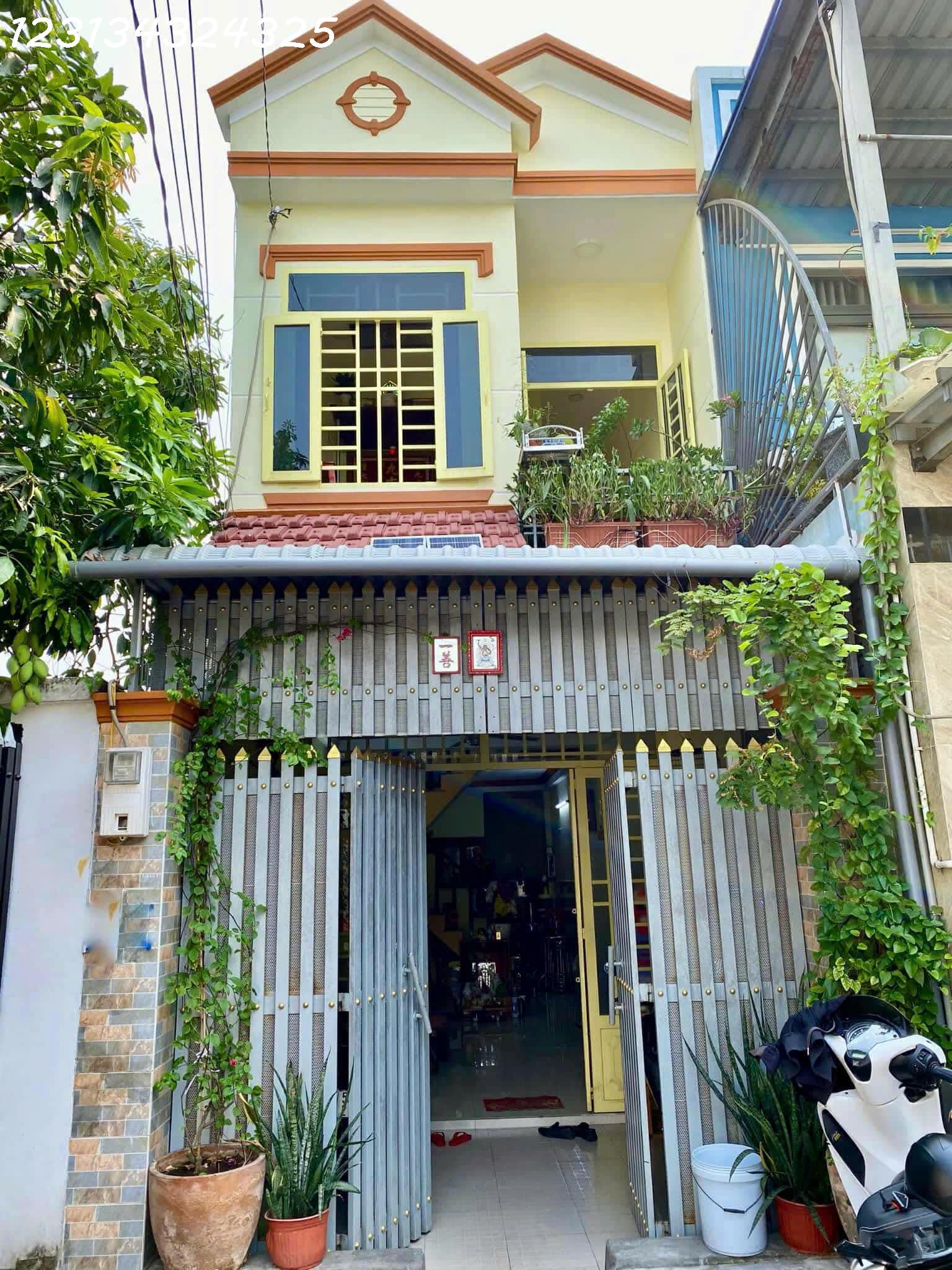 Bán gấp nhà Lý Thường Kiệt Thị Trấn Hóc Môn 2 tầng, 55m², sổ hồng chính chủ 3.25 tỷ