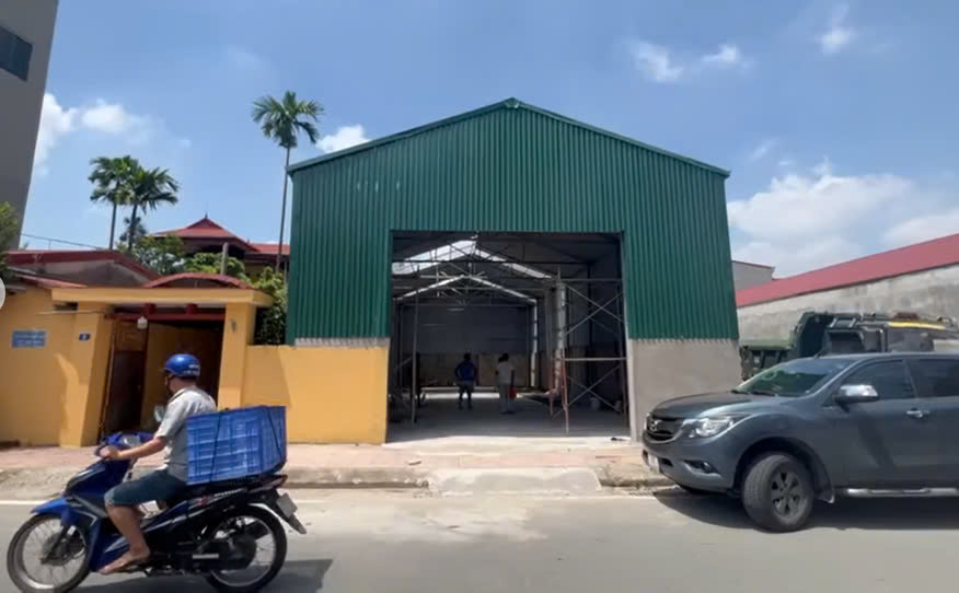 CHÍNH CHỦ CHO THUÊ KHO XƯỞNG 200M2 TẠI THỊ TRẤN PHÙNG, ĐAN PHƯỢNG, HÀ NỘI