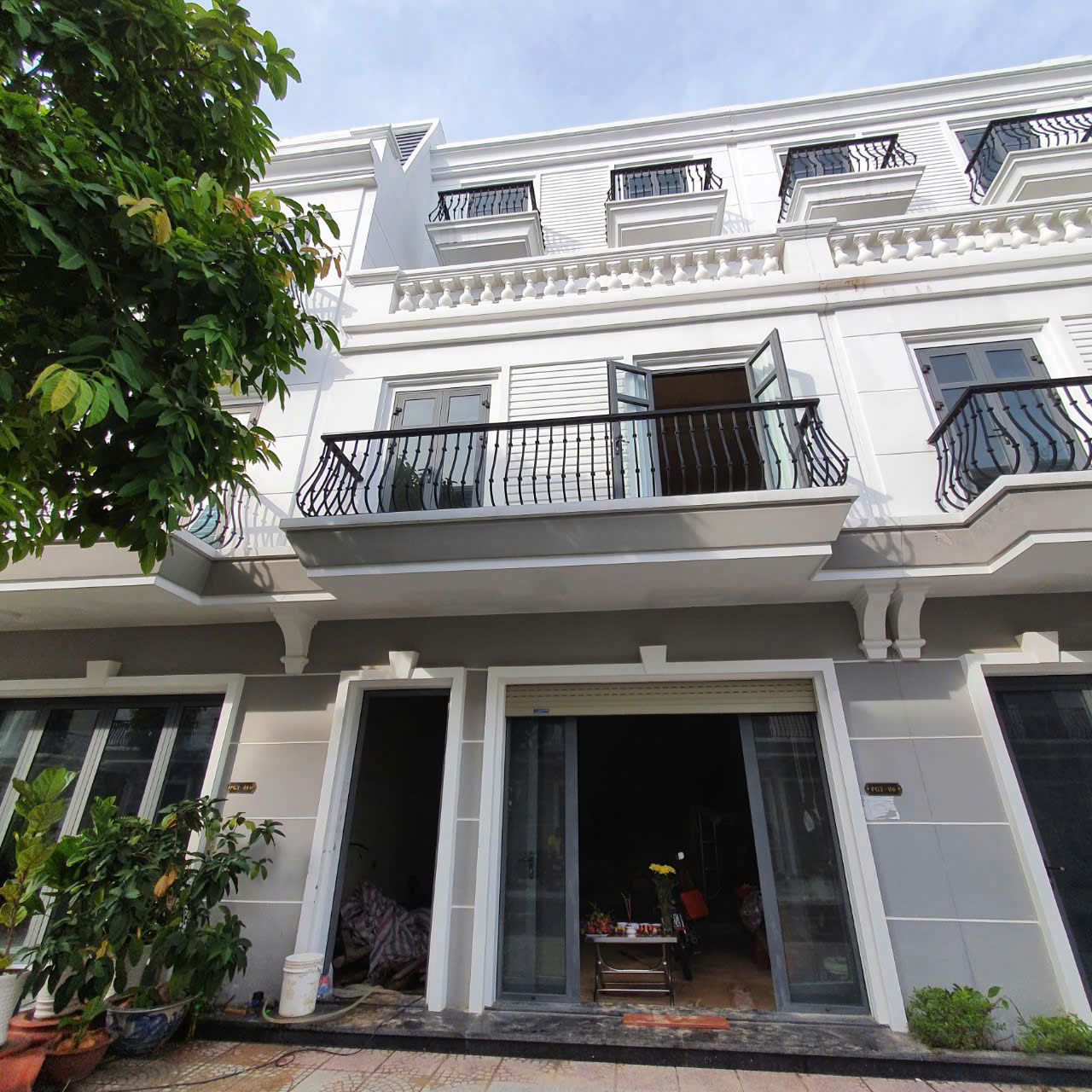 CHÍNH CHỦ CHO THUÊ NHÀ CĂN GÓC 2 MẶT TIỀN TẠI VINCOM TP TUYÊN QUANG