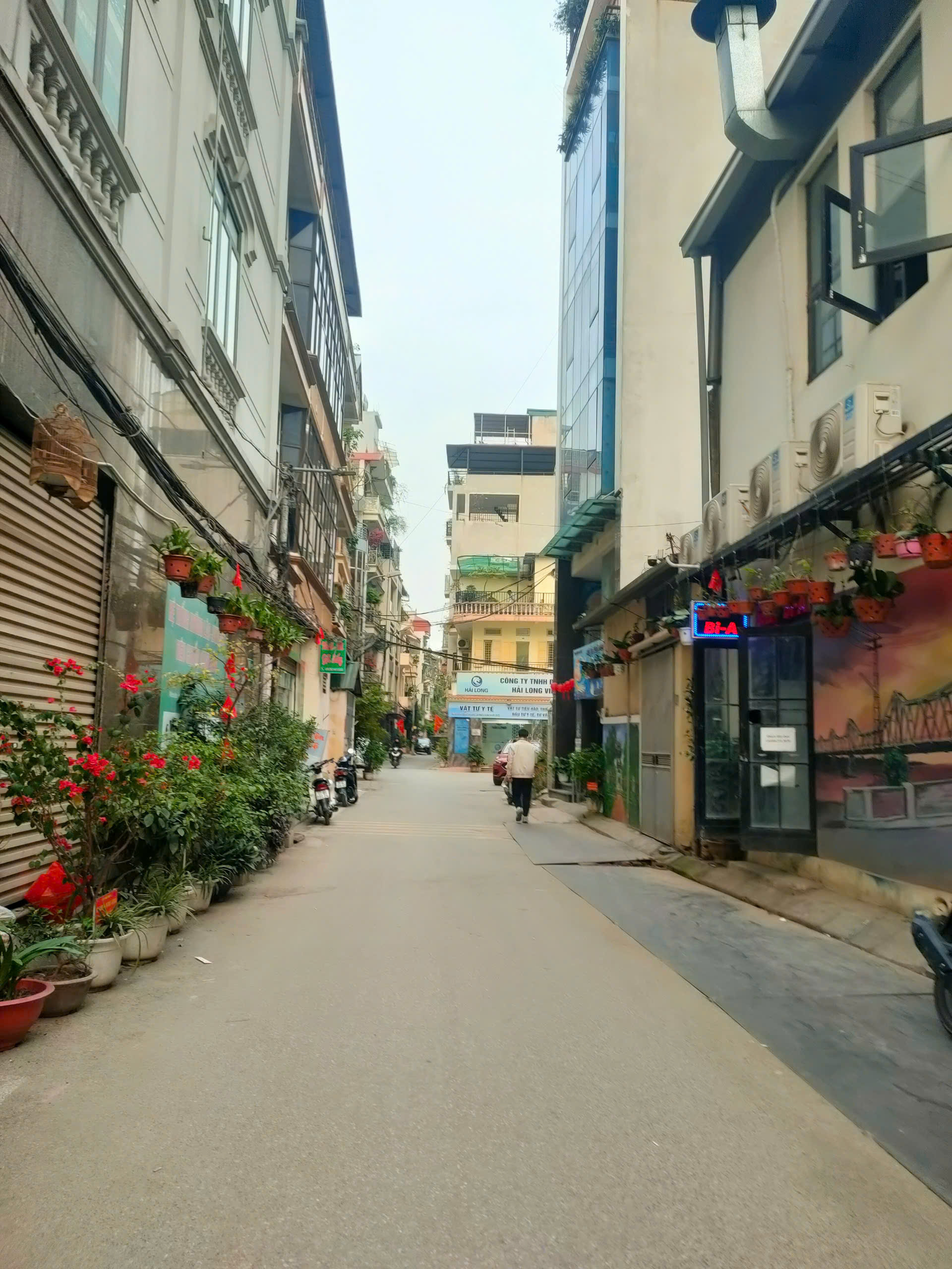 NHÀ ĐẸP XUÂN THỦY CẦU GIẤY, LÔ GÓC CỰC THOÁNG, ÔTÔ ĐỖ CỬA, KINH DOANH, 45M2 HƠN 11 TỶ