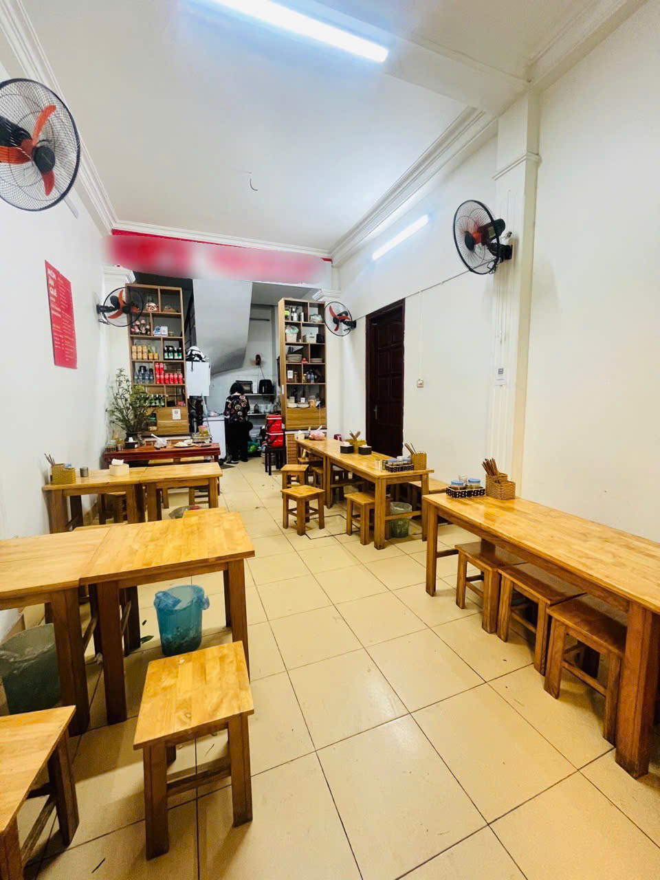 Bán nhà mặt ngõ Láng Hạ - 1 nhà ra phố kinh doanh hàng ăn,nail & salon