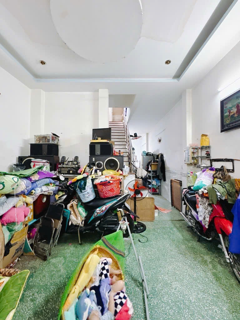 SÁT MẶT TIỀN Q4 NGANG 3.5 DÀI 13 NỞ HẬU 3.9 M 4 TẤM CÓ 59 TRIỆU M SỔ HỒNG RIỆNG