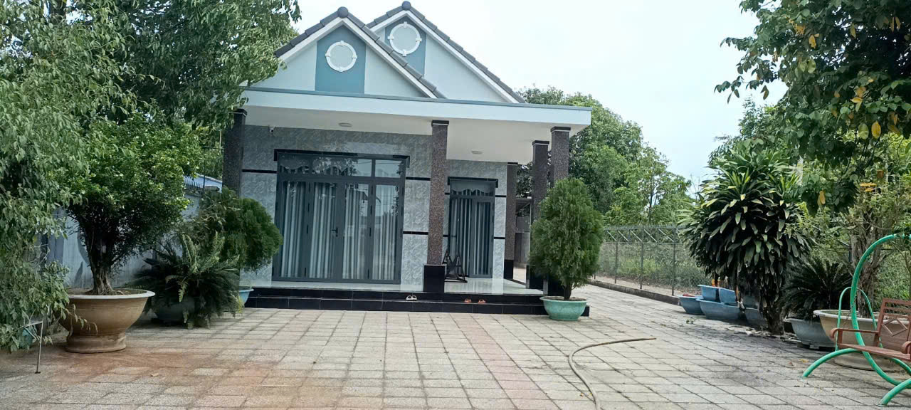 CHỦ CẦN BÁN NHÀ MÁI THÁI 2 MẶT TIỀN ĐƯỜNG TẠI XÃ LONG TÂN - ĐẤT ĐỎ - BRVT.