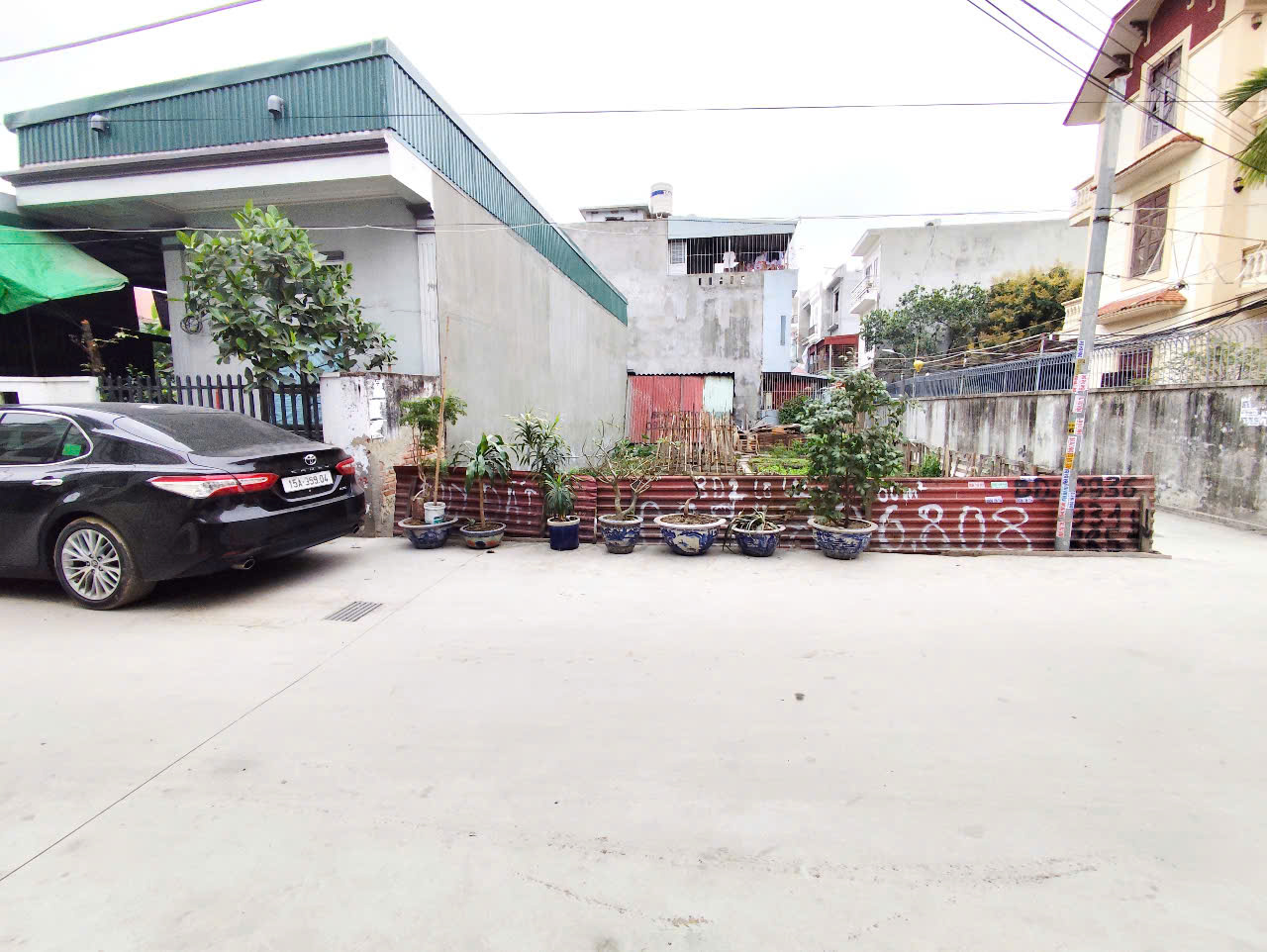 Bán đất ngõ 47 Khúc Thừa Dụ, 62m, ngõ 5m ô.tô đỗ thoải mái, Giá 3.3 tỉ