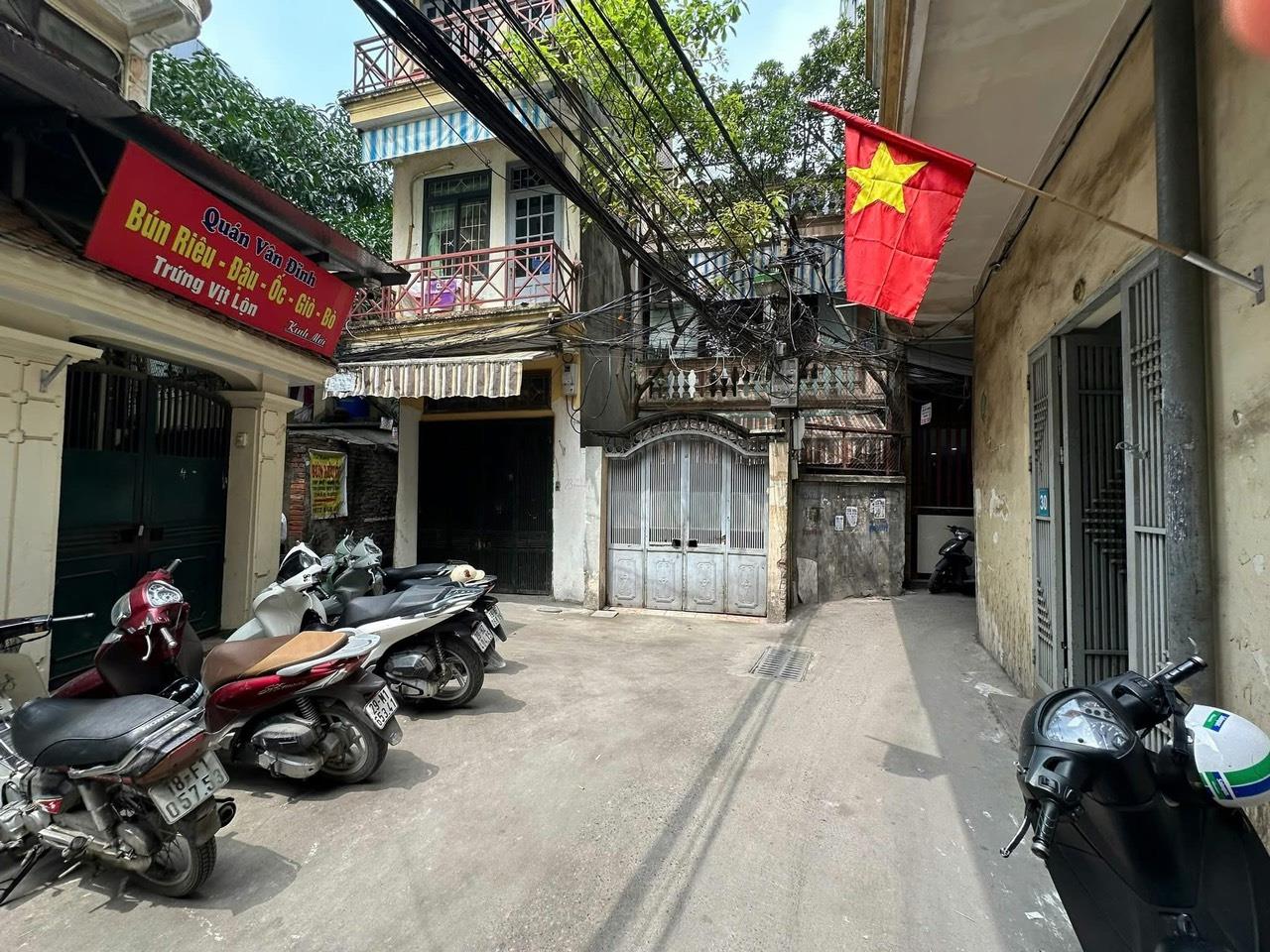 MẶT NGÕ TRẦN KHÁT CHÂN - 20M RA PHỐ - NHÀ MỚI ĐẸP KOONG - GIÁ 5.6 TỶ