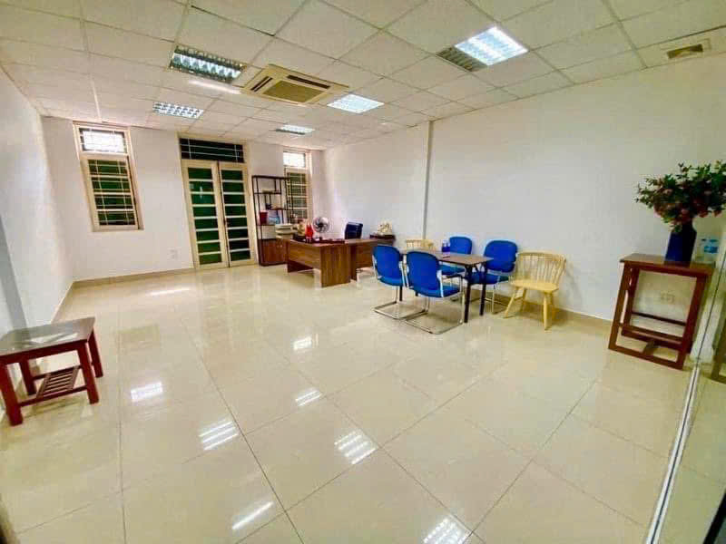 MẶT PHỐ THÁI HÀ 6 TẦNG THANG MÁY,LÔ GÓC ,VĂN PHÒNG ,KINH DOANH,MT5,8M,132M2,47 TỶ