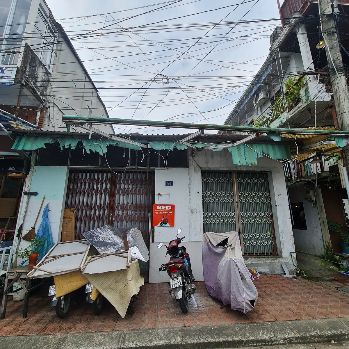 CHO THUÊ NHÀ MẶT TIỀN ĐẸP ĐỐI DIỆN BẾN XE NGUYỄN HOÀNG – TP HUẾ