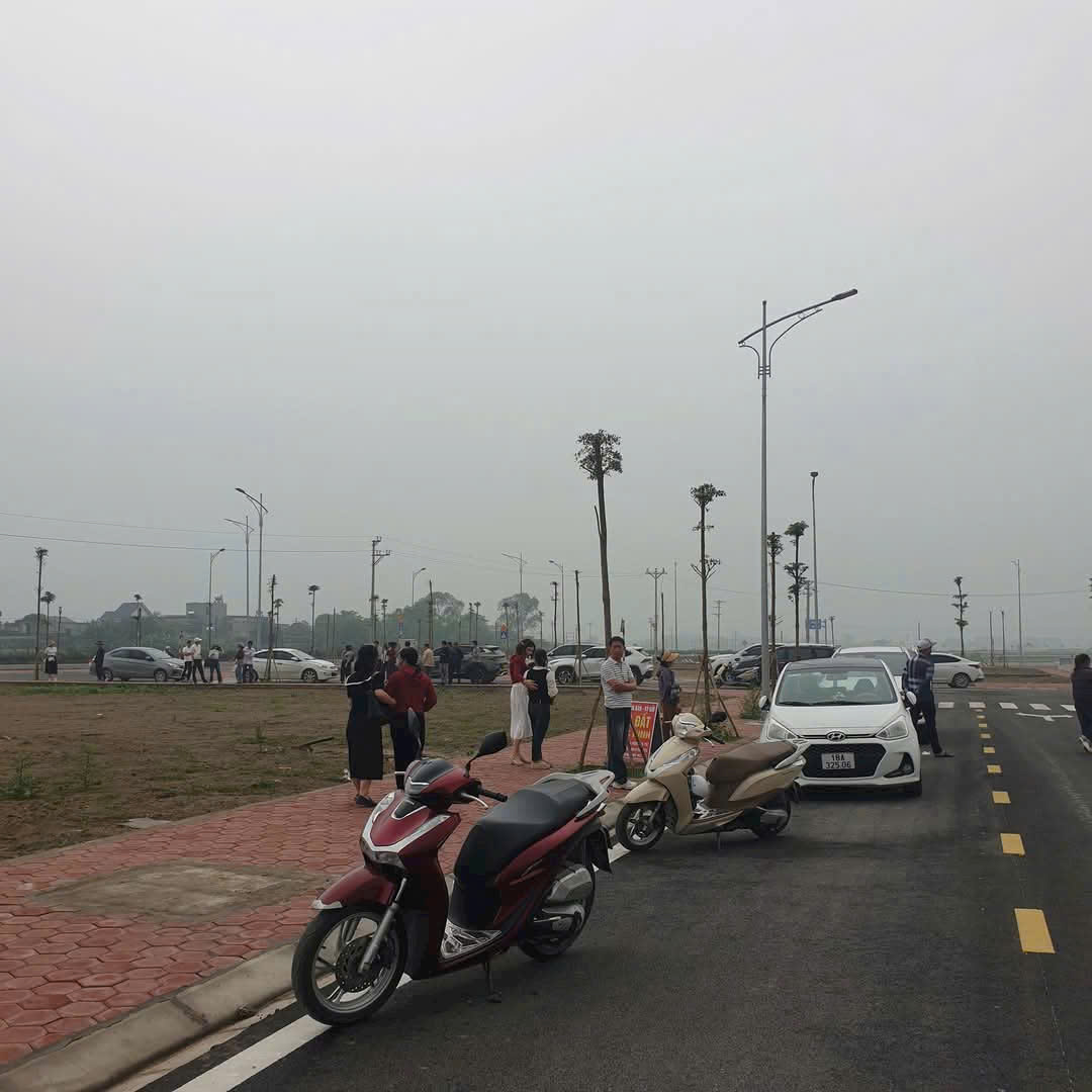 SIÊU PHẨM CỰC HÓT - CHÍNH CHỦ BÁN NHANH ĐẤT LK 7 - 16 trục chính mặt đường tuyến ven biển - TẠI YÊN CƯƠNG, Ý YÊN, NAM
