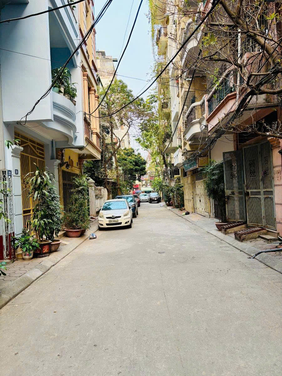 VỊ TRÍ TRUNG TÂM, KINH DOANH, LÔ GÓC 2 MẶT TIỀN, Ô TÔ TRÁNH, NHÀ DÂN XÂY CHẮC CHẮN 0965549363