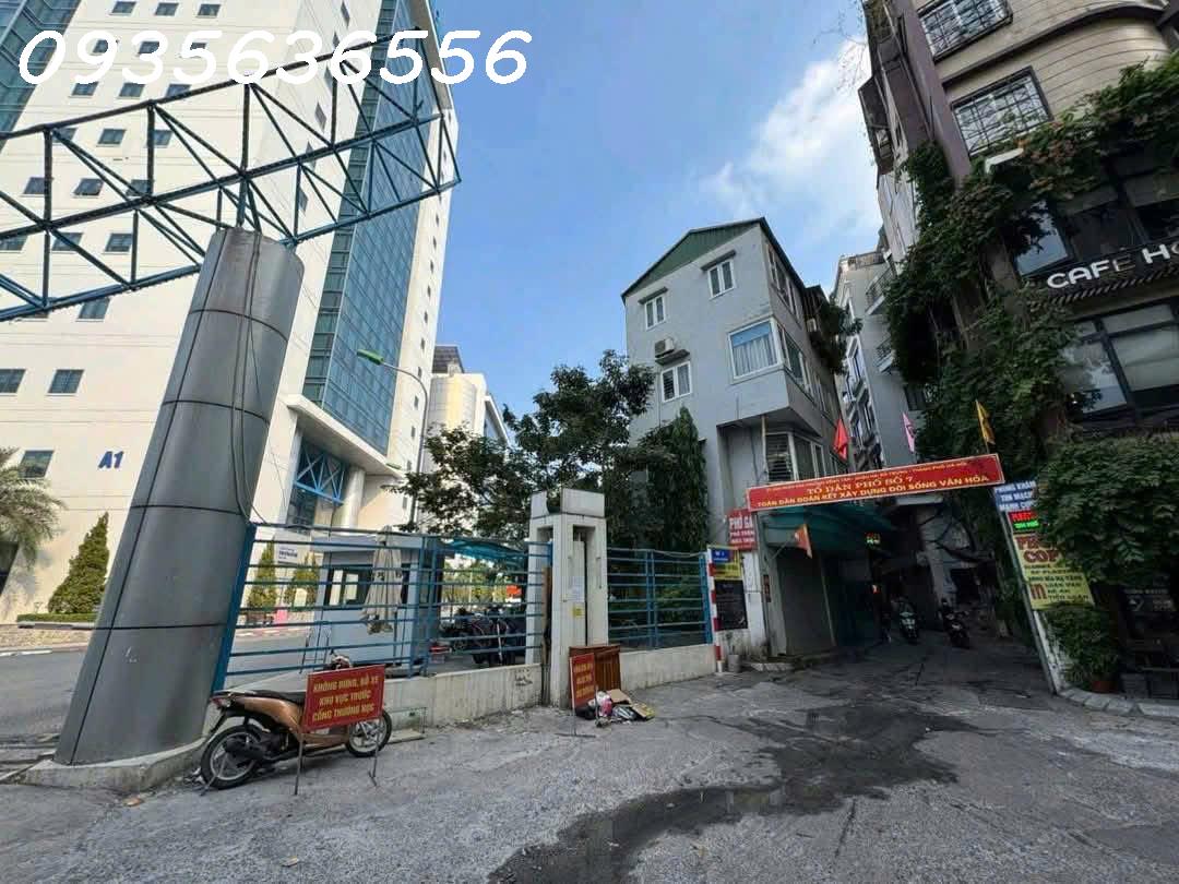 PHỐ VỌNG - PHÂN LÔ - 46M² x 5 TẦNG – MT 5.6M – GIÁ 11.X TỶ Ô TÔ ĐỖ CỬA – KINH DOANH NHỎ – DÒNG TIỀN ỔN ĐỊNH 40TR/THÁNG