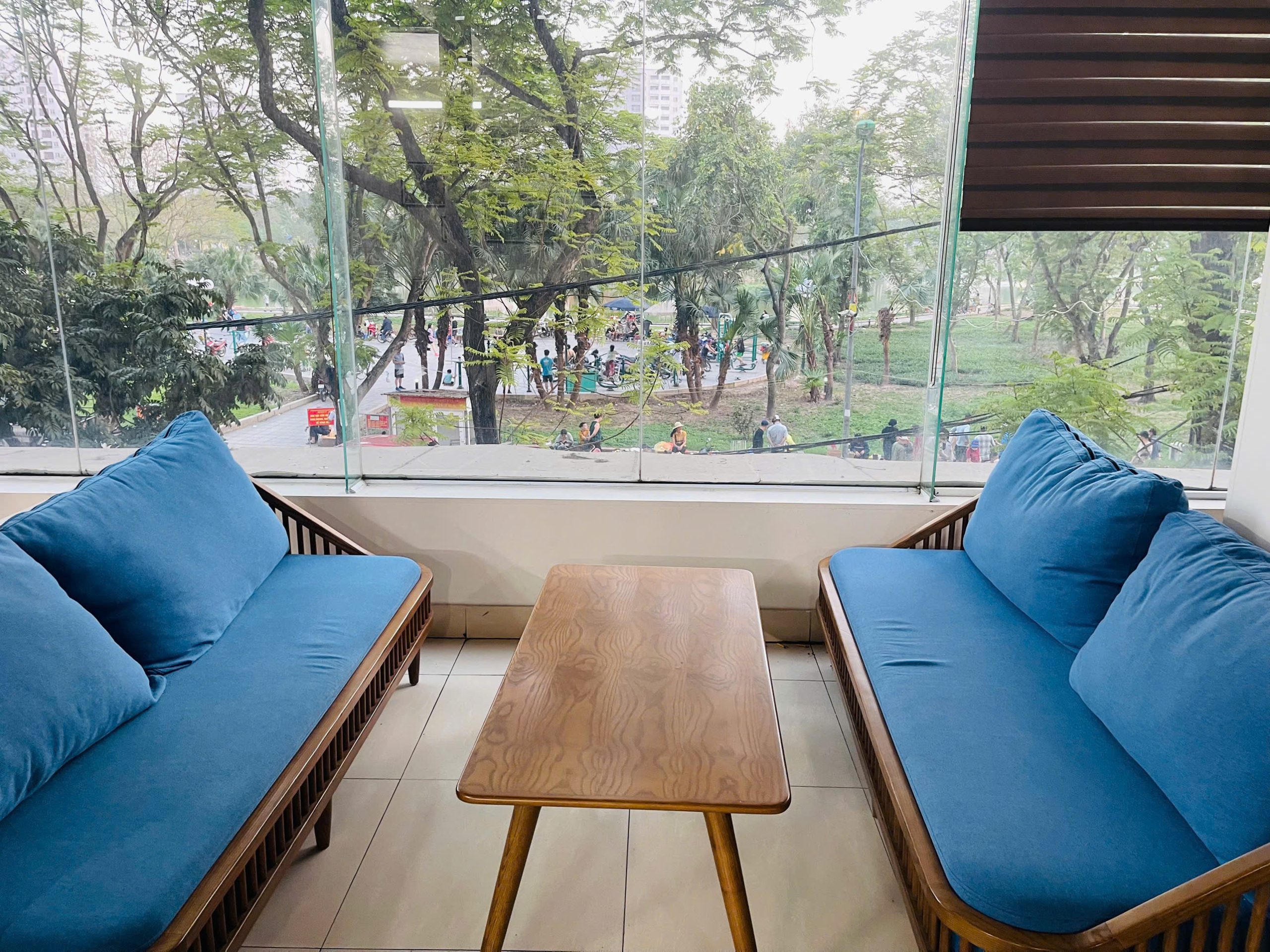 CHO THUÊ VĂN PHÒNG MẶT TIỀN RỘNG – 95M² – GIÁ CHỈ 18 TRIỆU/THÁNG – HỒ ĐỀN LỪ HOÀNG MAI