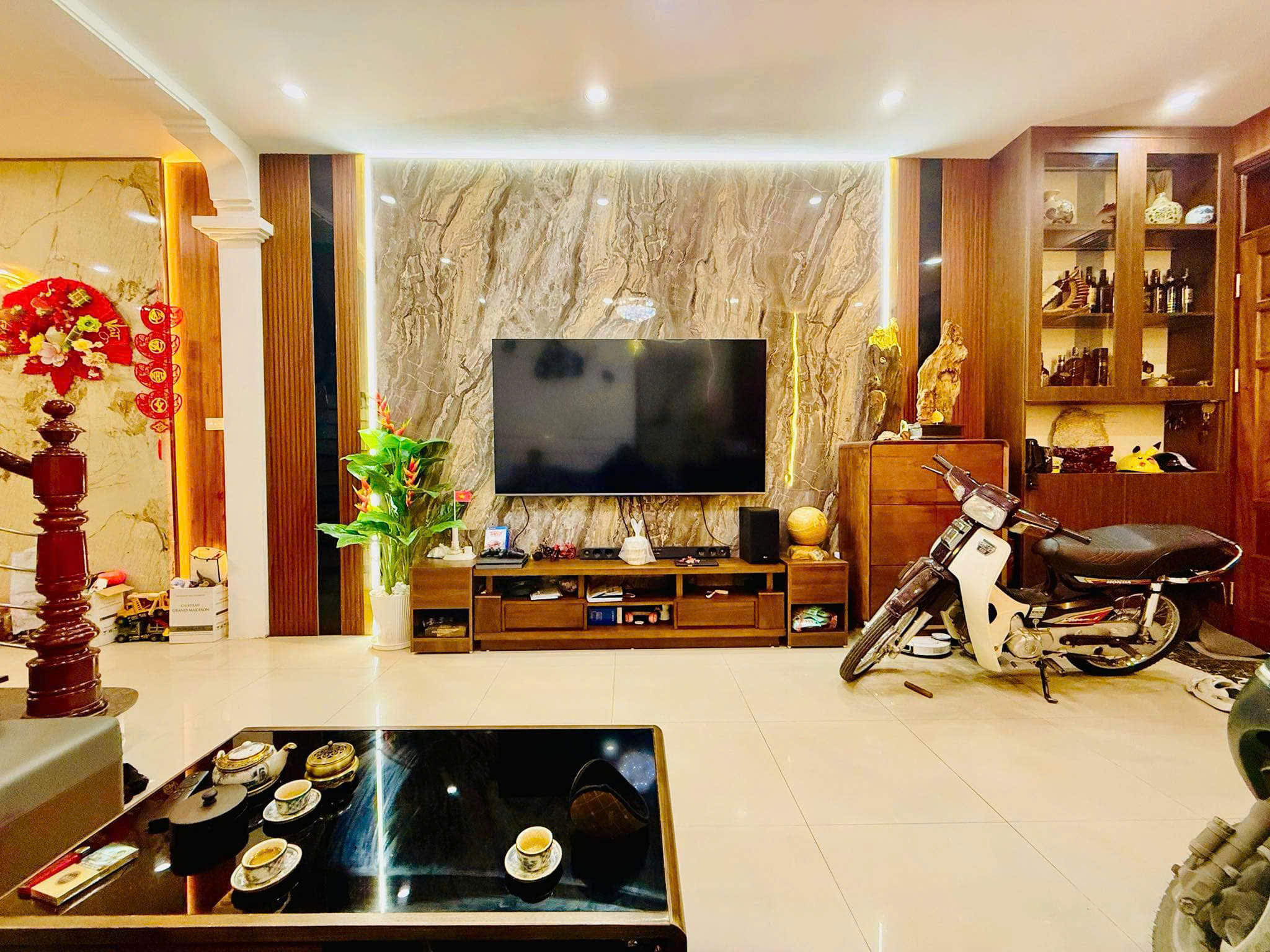 ĐẦU TƯ SINH LỜI GIẢI PHÓNG 60M 5 TẦNG NHỈNH 15 TỶ