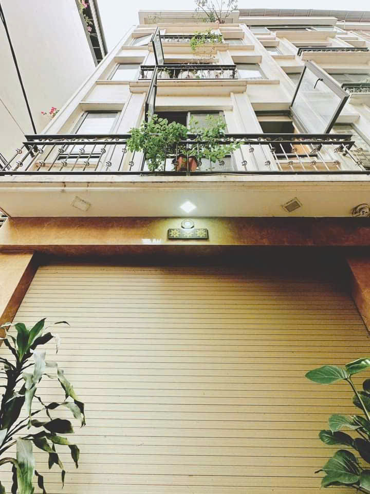 Trịnh Văn Bô 34m2- 5 tầng, ngõ nông gần phố, NT đẹp ở ngay, giá 5.45tỷ